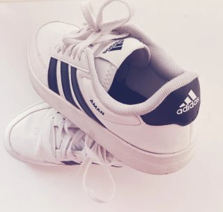 Zapatillas Adidas Unisex Blancas y Negras