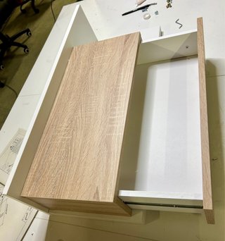 Mueble de entrada con cajón.