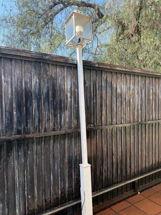 Farola de aluminio para jardín incluida lampara