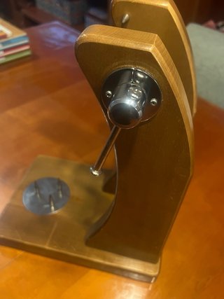 Jamonero vertical madera y acero