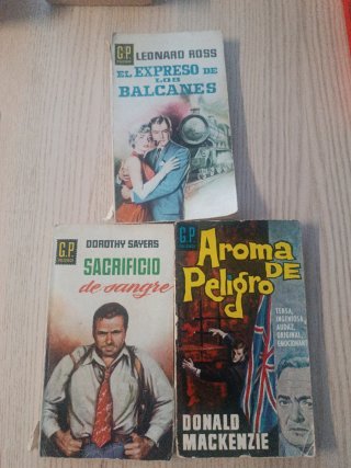 Lote de 3 libros de policiaca y novela negra