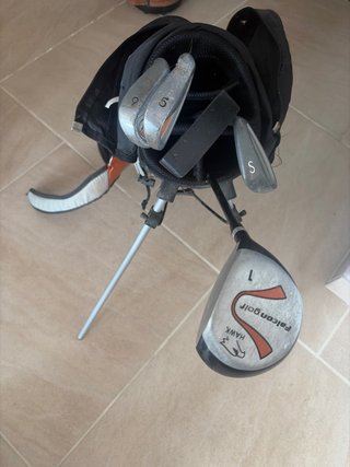 Carro y palos de golf Adams Golf