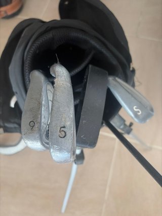 Carro y palos de golf Adams Golf
