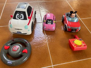 Lote 3 coches radiocontrol Chicco y Fiat