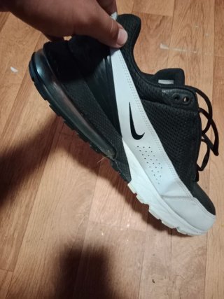 Nike Air Max Pulse Negro y Plata