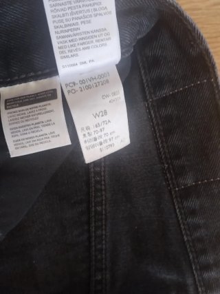 Falda vaquera Levi's negra