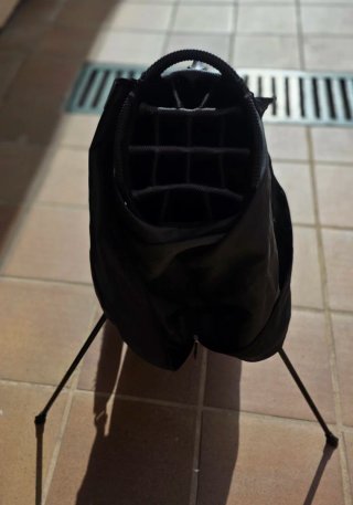 Bolsa de golf Cleveland con trípode en MADRID