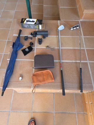 Bolsa de golf Cleveland con trípode en MADRID