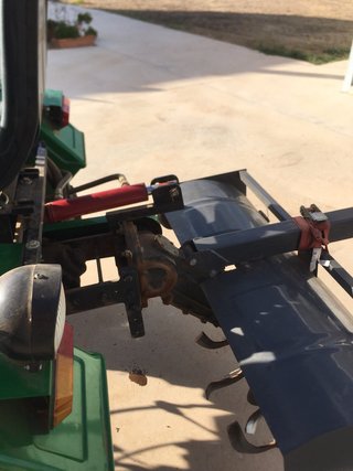 Mini tractor 22hp con rotovator y pala