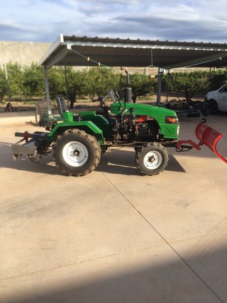 Mini tractor 22hp con rotovator y pala