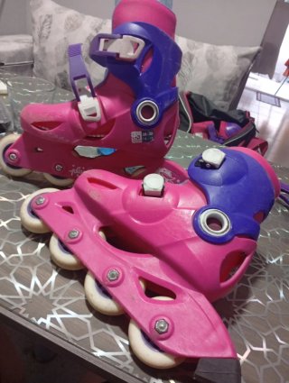 Patines en línea rosas para niña