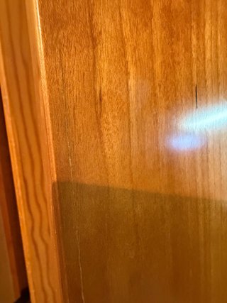 Puerta madera maciza con cristal traslúcido