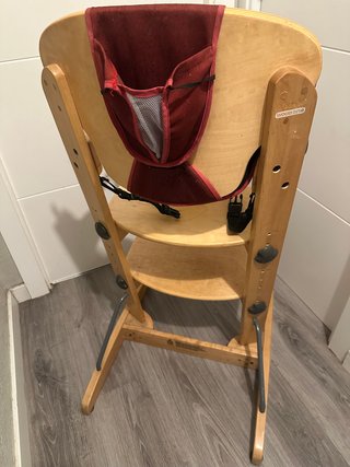 Trona de madera evolutiva