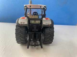 Réplica Tractor Lamborghini