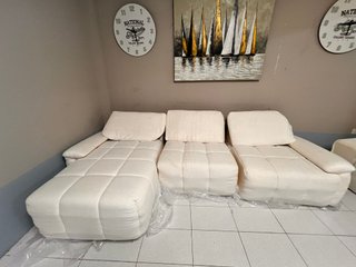 Sofá Chelong Espuma Comprimida Beige