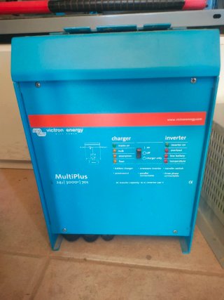 Inversor solar Victron MultiPlus 24/3000/70