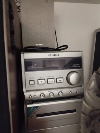 Radio CD Aiwa Plata