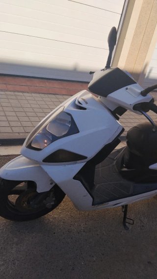 Daelim S1 Scooter
