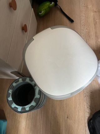 Papelera pañales Tommee Tippee + recambios