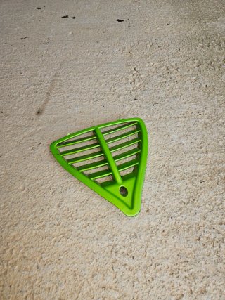 Rejilla Escudo Piaggio NRG Extrem Verde