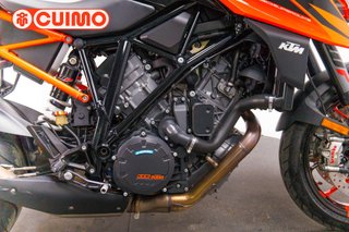 KTM 1290 SUPER DUKE R