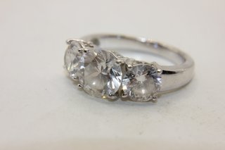 Stupendo anello trilogy argento pietre CZ