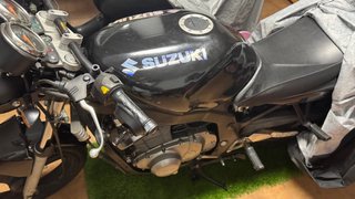 Suzuki GS500 Negra