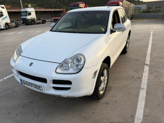 Porsche Cayenne 2004