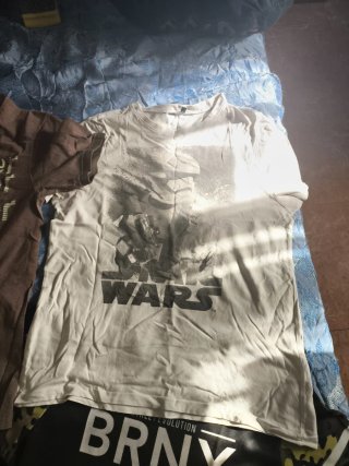 Pack 3 Camisetas Quiksilver y Star Wars Talla M