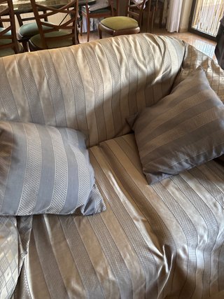Cojines decorativos beige y gris