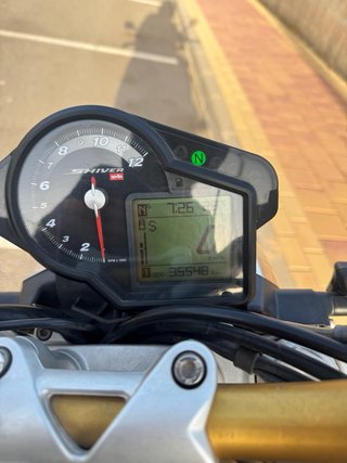 Vendo aprilia shiver 750