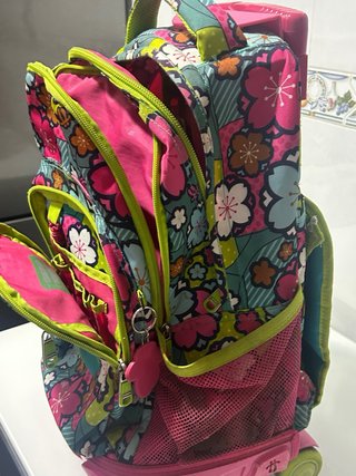 Mochila Totto Escolar Flores