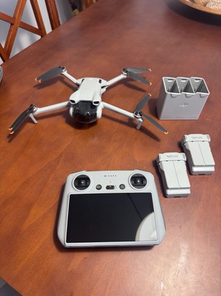 Dron DJI mini 3