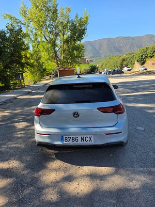 Volkswagen Golf R-Line 2025