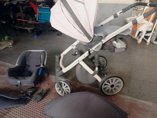 Carro bebé + capazo + huevo