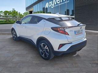 Toyota C-HR 1.8 125H Advance 90 kW (122 CV)
