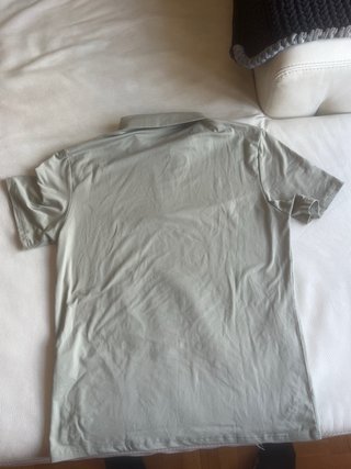 Camiseta polo verde con cremallera