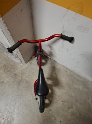 Bicicleta de equilibrio Chicco Red Bullet