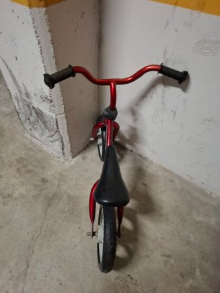 Bicicleta de equilibrio Chicco Red Bullet