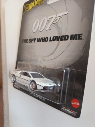 hot wheels premium 007 lotus esprit s1