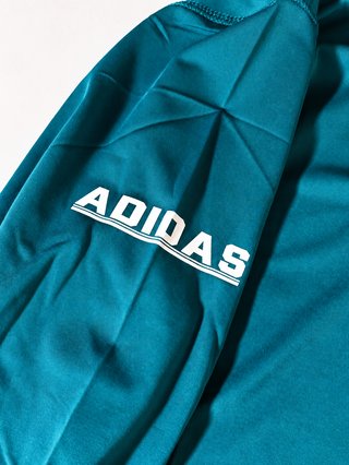 Camiseta Adidas manga larga verde L con etiquetas