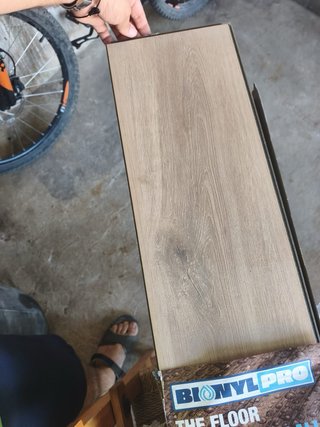 Suelo laminado Bionyl Pro AC5 madera 99 m2