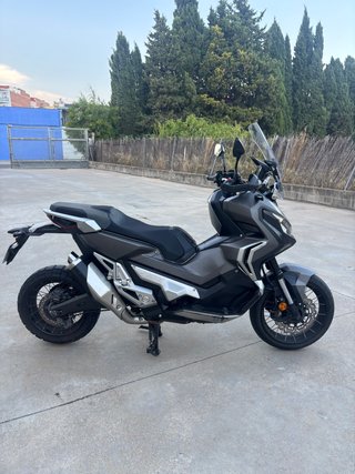 Honda X-ADV 750 2020 (Gris Mate)