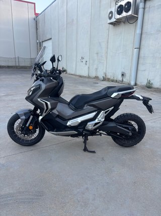 Honda X-ADV 750 2020 (Gris Mate)