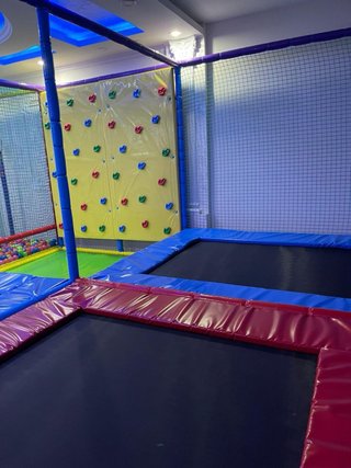 Espectacular Parque de bolas infantil