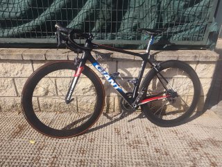 Giant TCR Pro Team