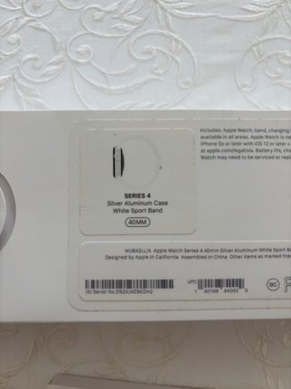 Apple Watch Series 4 40mm Plata