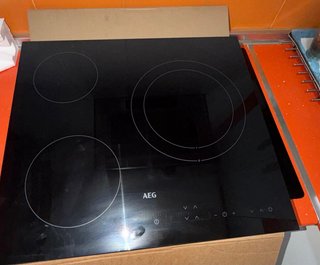 Vitrocerámica AEG HRB63321CK Nueva