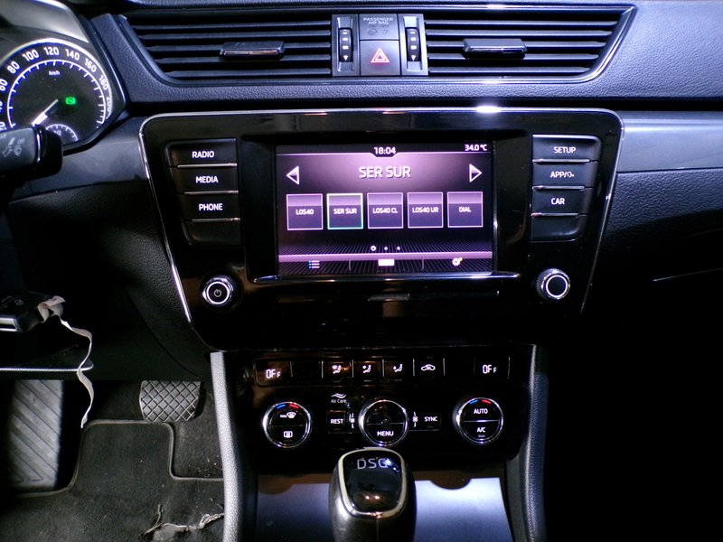 Škoda Superb 2.0 TDI Style 2018, foto 34