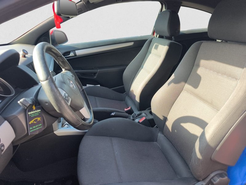 Opel Astra 1.7 CDTi Sport 2011, foto 9